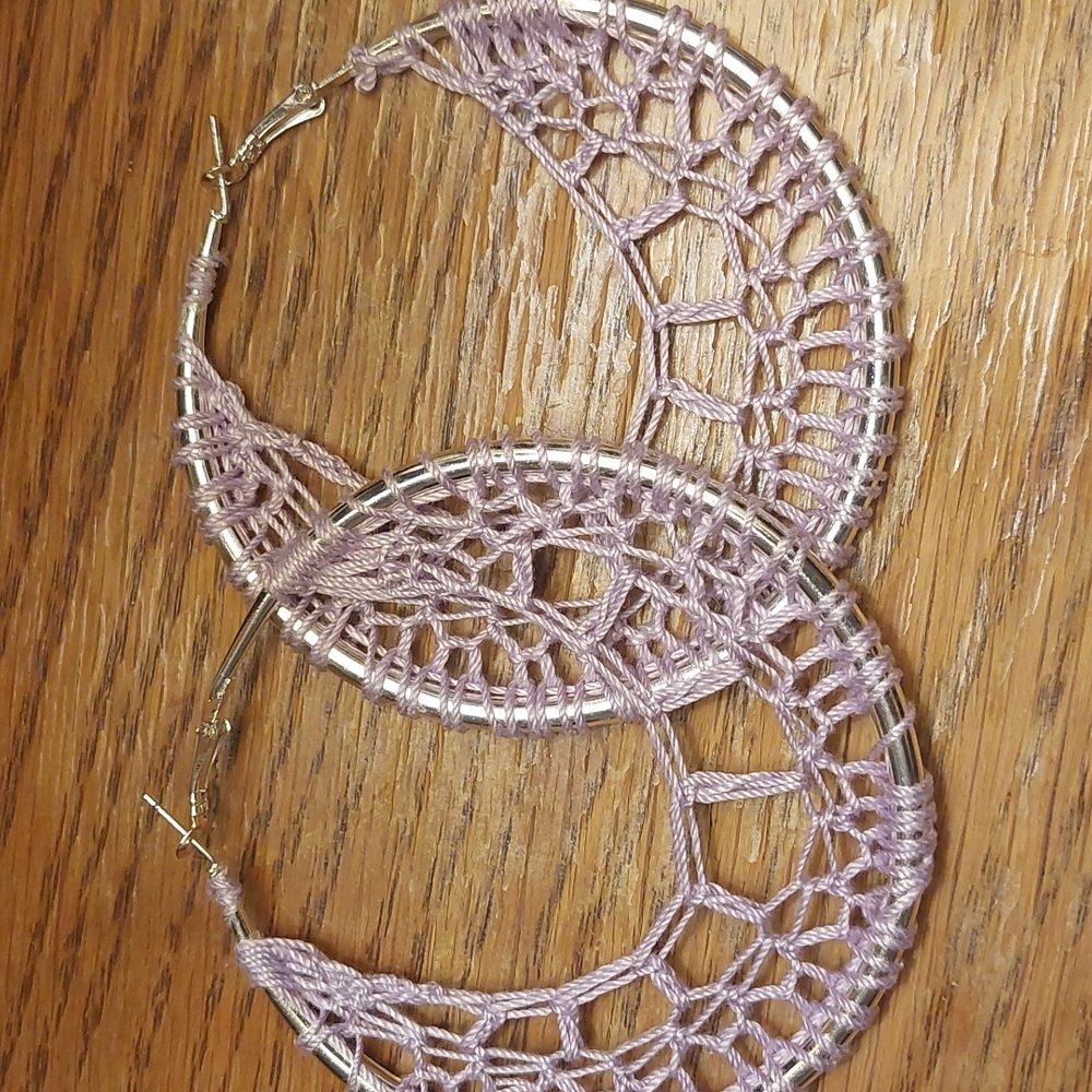Handmade crochet earrings - Picture 3 of 3
